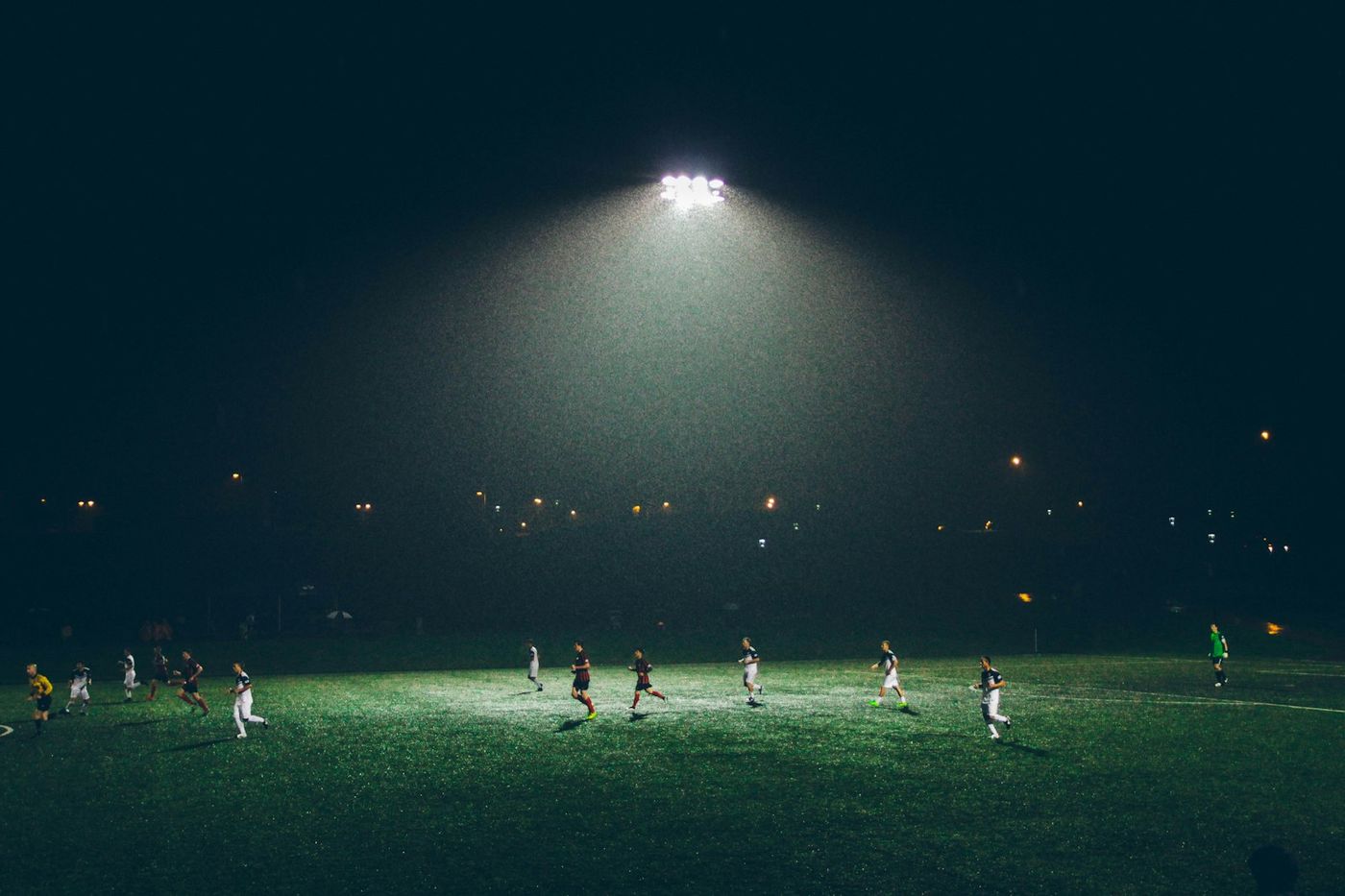 Futbol sahası
